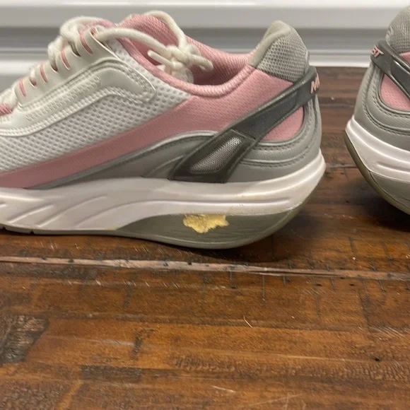 MBT RUNNING SHOES - Picture 4 of 4